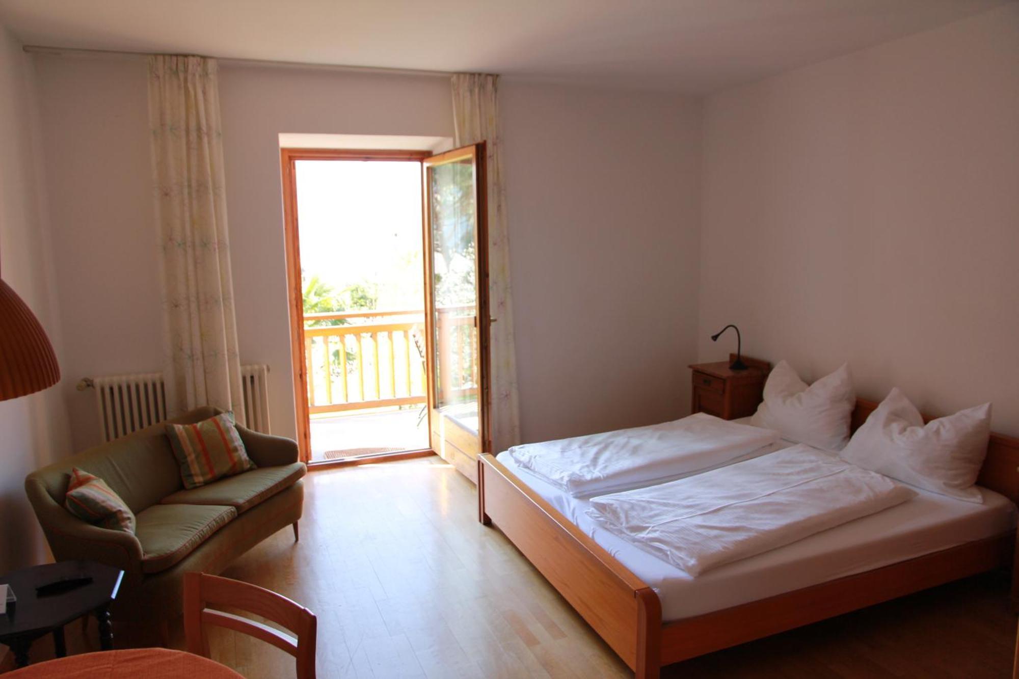 Appartements Lena Merano Bagian luar foto